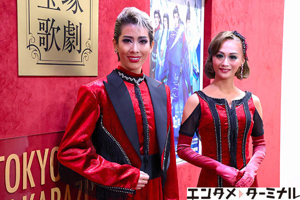 宝塚歌劇花組『蒼月抄』『EL DESEO』東京公演が開幕！ 永久輝せあ 星空美咲 囲み取材