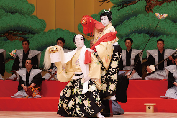 八代目尾上菊五郎・六代目尾上菊之助 親子同時襲名披露の掉尾を飾る『六月博多座大歌舞伎』開幕！
